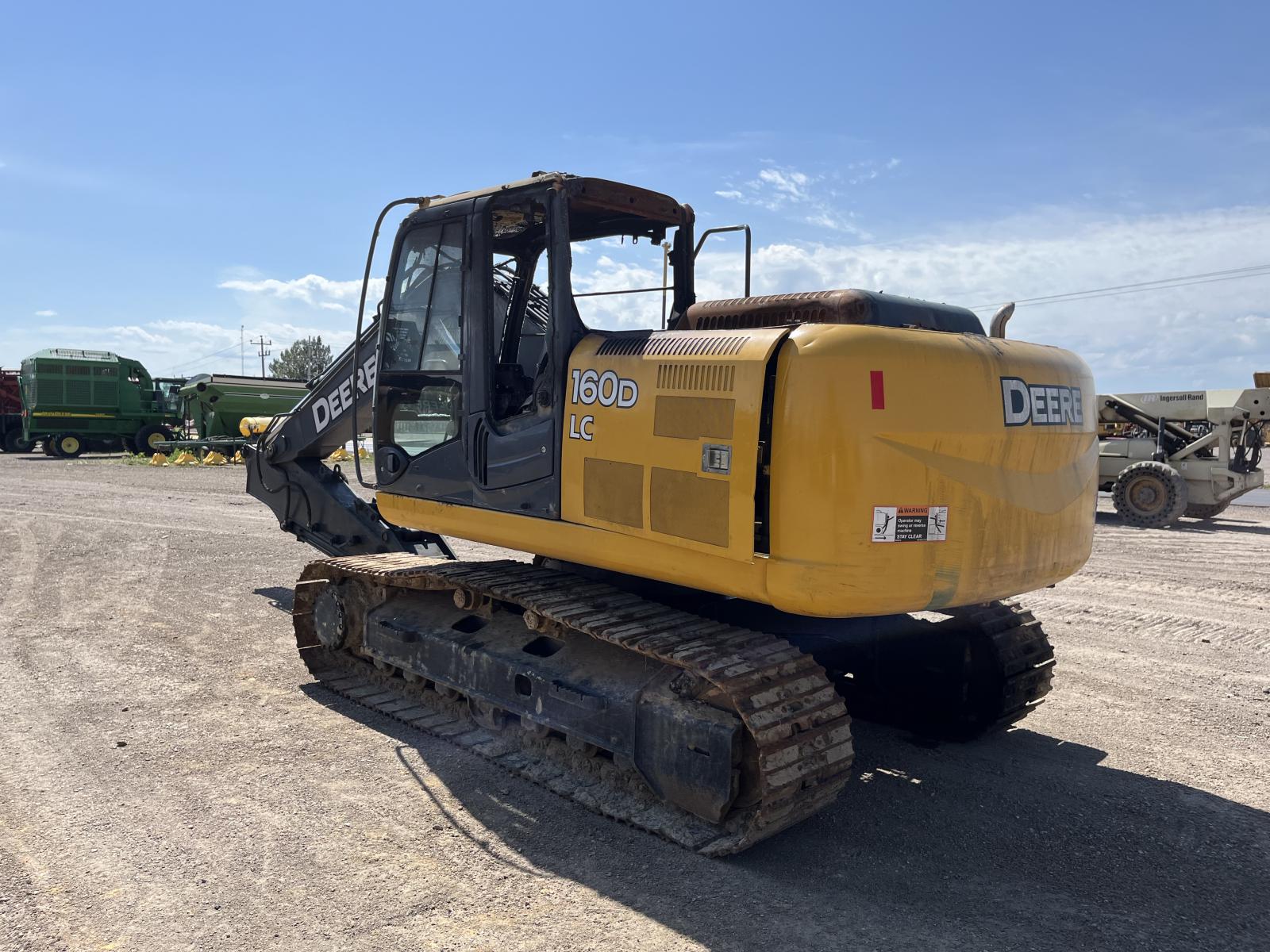 ./imagenes/INVOICE/2019/18272/JOHN DEERE 160D (18).JPG